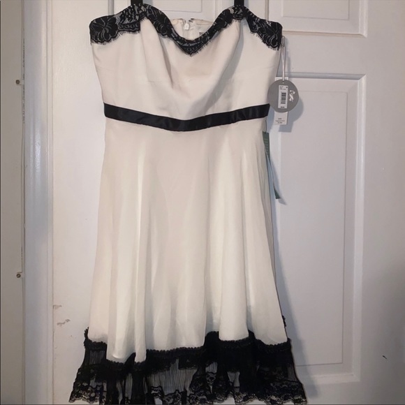 Robe De Cocktail Pearl By Georgina Chapman, Noire à Volants, Bustier Taille 6